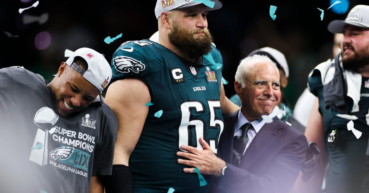Eagles' Lane Johnson selected the NFL's No. 1 offensive tackle by the AP 