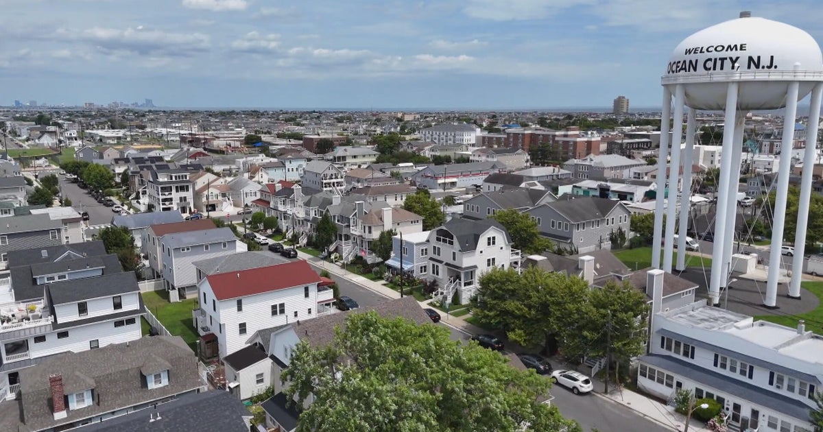 How to lock in a good deal for summer vacation shore rentals 