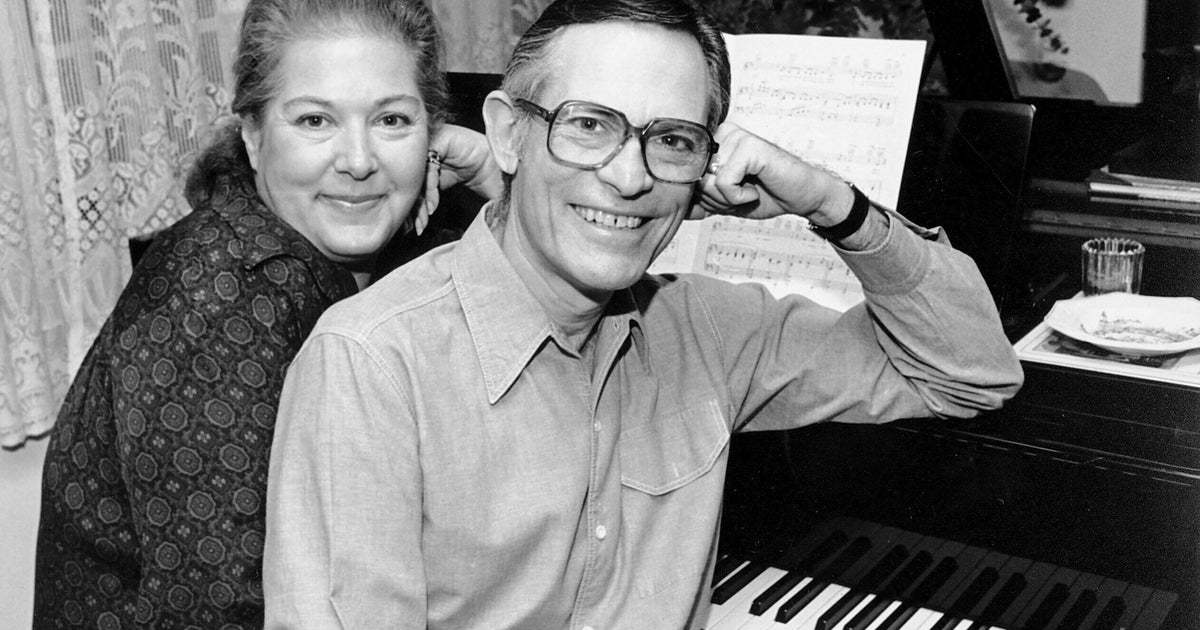 Alan Bergman, legendary lyricist who helped write "The Way We Were," dies at 99