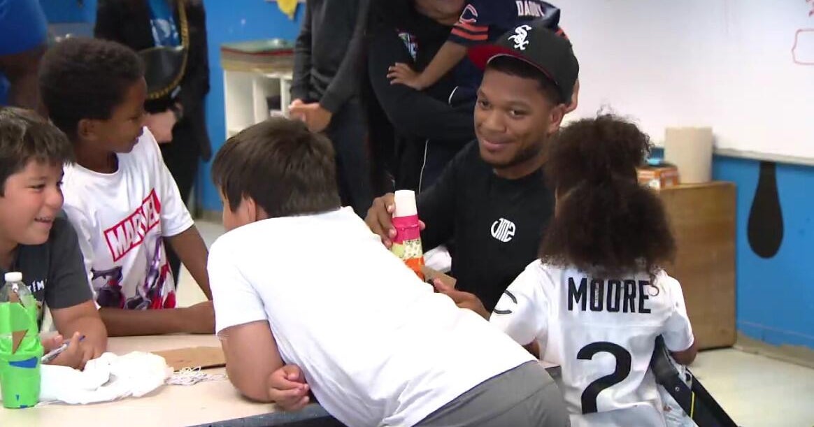 DJ Moore teams up with Boys & Girls Clubs to help kids prepare for back to school 