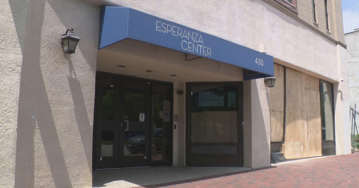 Drunk driver crashes vehicle into building in Baltimore's Fells Point neighborhood 