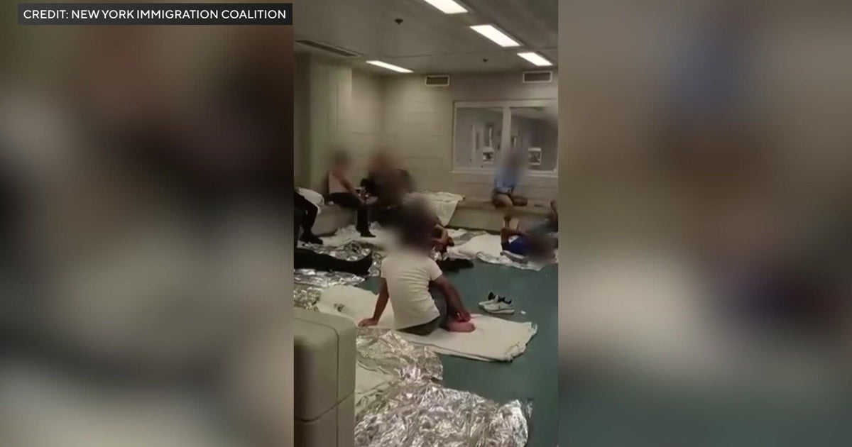 Video shows conditions inside NYC's ICE processing center at 26 Federal Plaza 