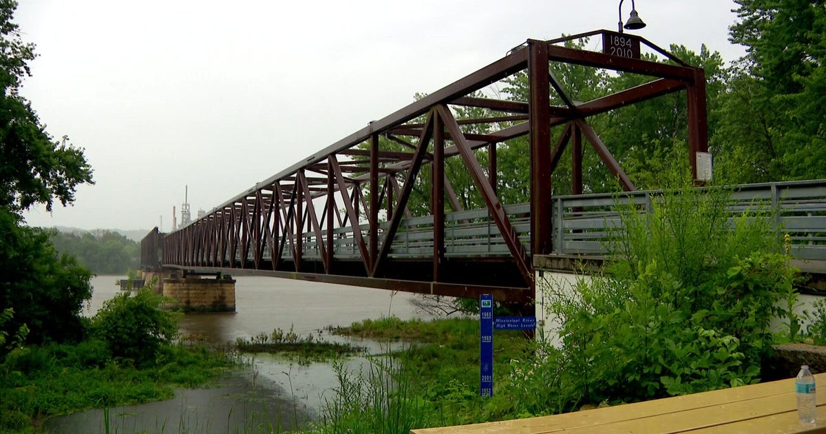 Historic Rock Island Swing Bridge gets illuminating upgrade 