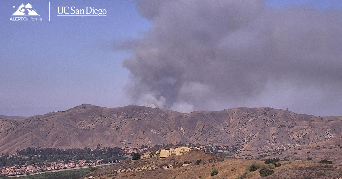 Euclid fire in Chino Hills forces 71 Freeway closure 