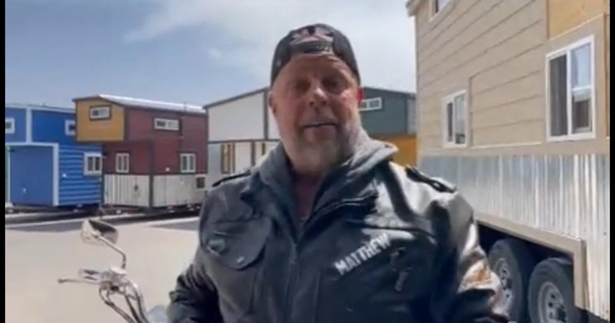 Coloradans sound alarm on sauna builder who abandoned projects 