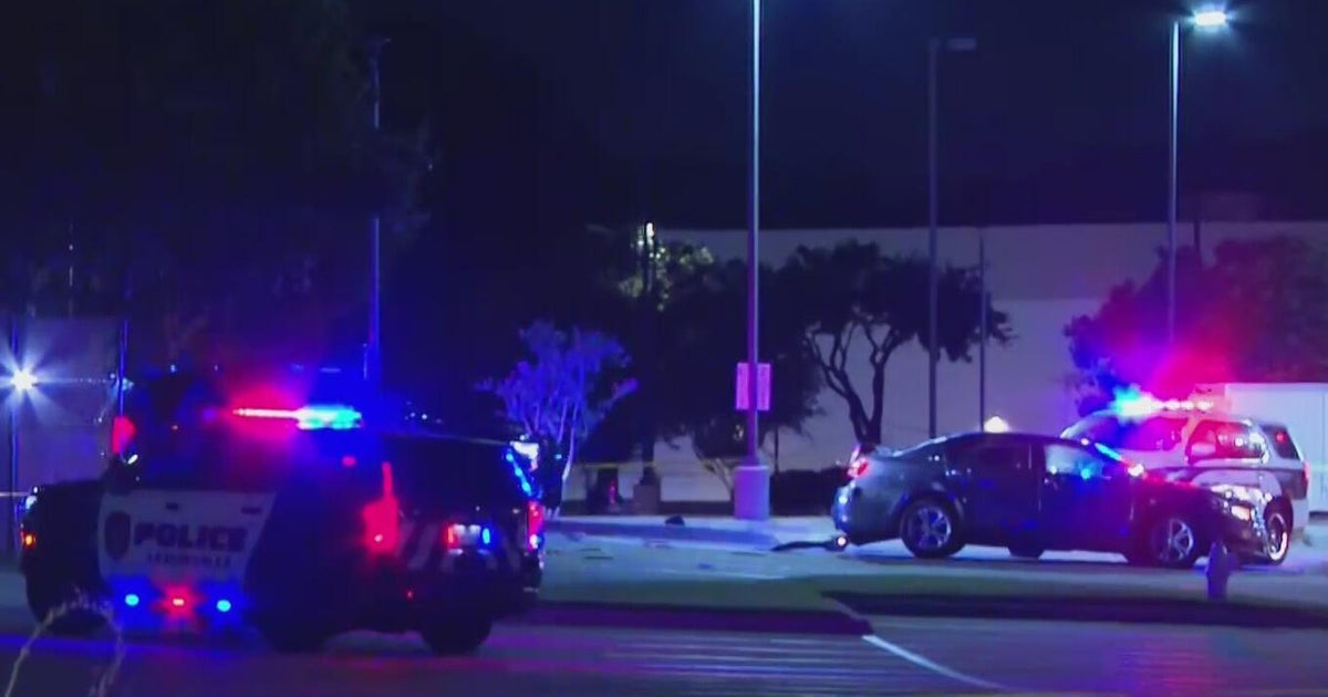 Lewisville police fatally shoot a woman after fleeing traffic stop, brief chase 