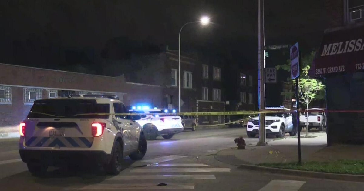 Man critically hurt after being shot during argument in Humboldt Park 