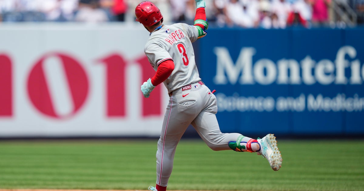 Harper, Schwarber spark Phillies to 9-4 win over reeling Yankees 