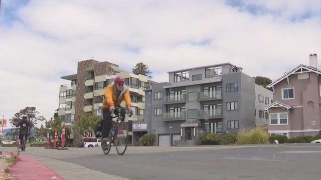 lake-merrit-bikers.jpg 