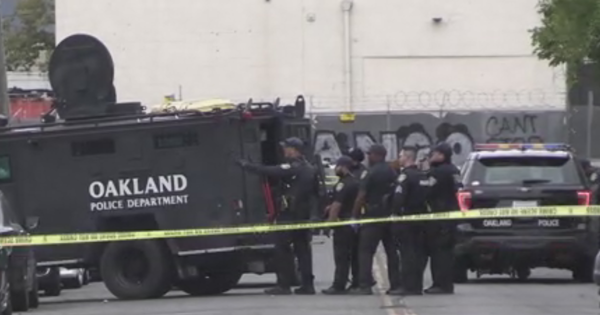 Shooting at illegal Oakland nightclub leaves 1 dead 