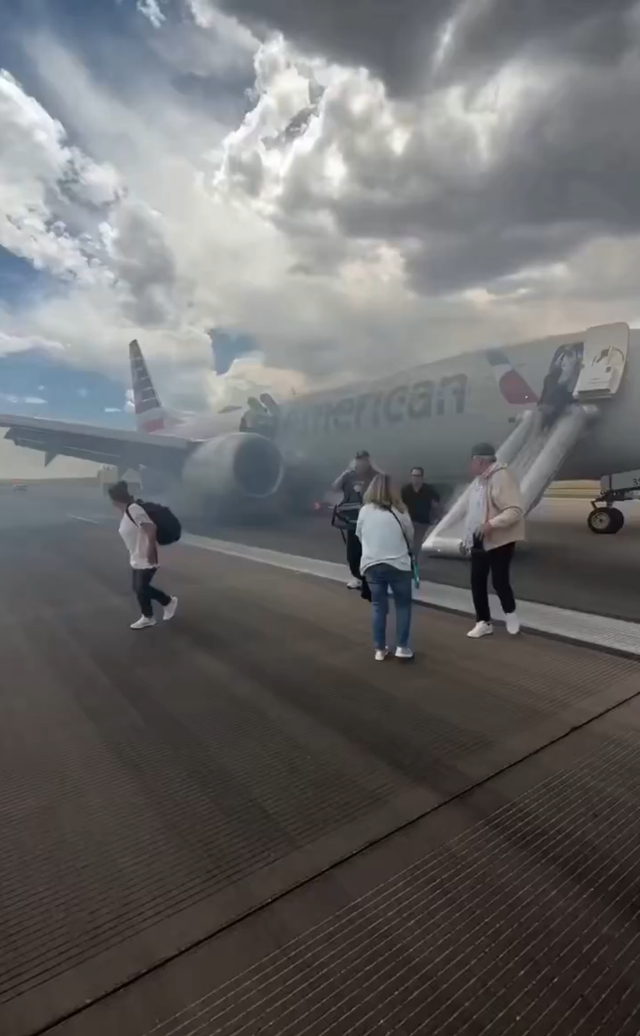 american-airlines-landing-gear-incident-denver-international-airport.png
