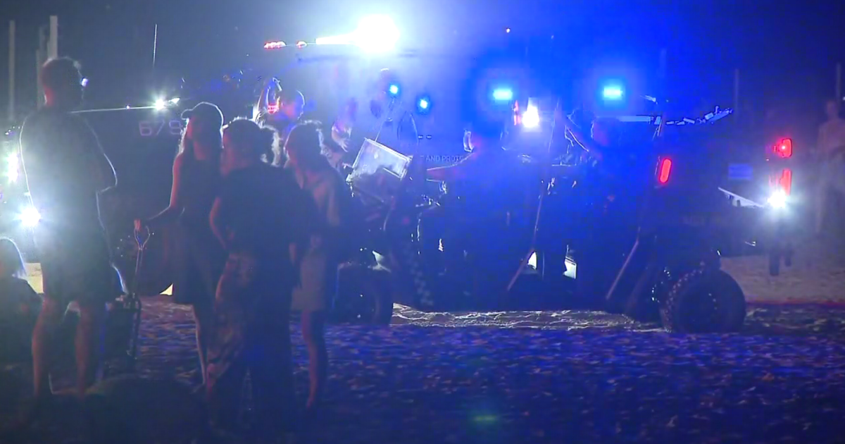 Large emergency response called to Montrose Beach 
