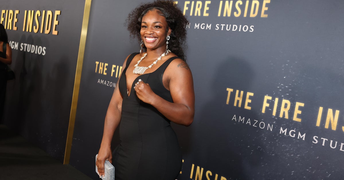 Claressa Shields beats Lani Daniels, defends heavyweight belts 