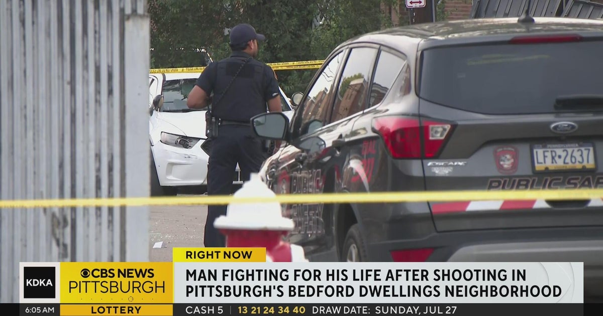 Pittsburgh police investigating after 2 shootings in Hill District