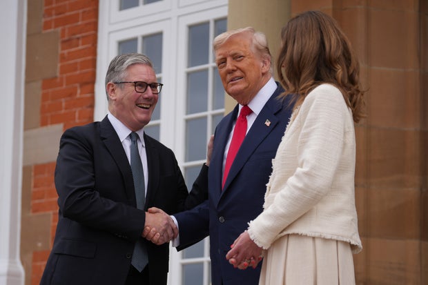 Trump says he’s shortening deadline for Putin to reach Russia-Ukraine ceasefire to just 10 or 12 days