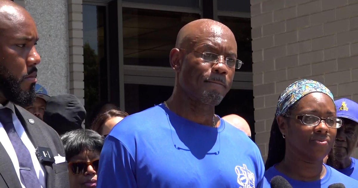 Parents who lost son to Naegleria fowleri speak out about risks of freshwater amoeba