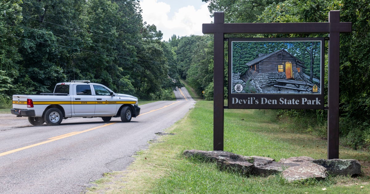 Suspect in Devil's Den murders may have been hurt in attack, police say 