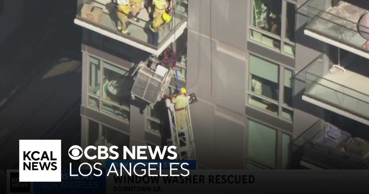 Window washer rescued after getting stuck on downtown Los Angeles high ...