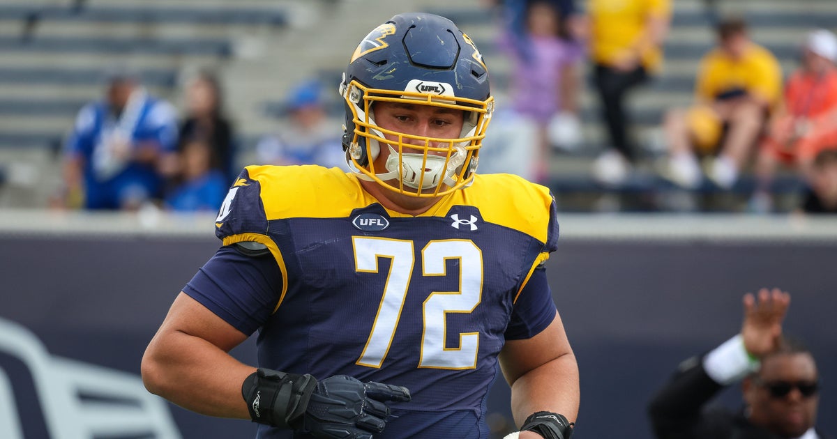 Pats sign former BC lineman Alec Lindstrom 
