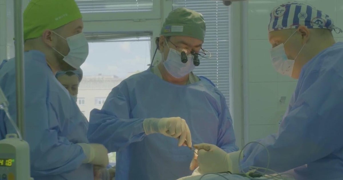 North Texas surgeons working in Ukraine to ease "in-the-mirror" reminders of war