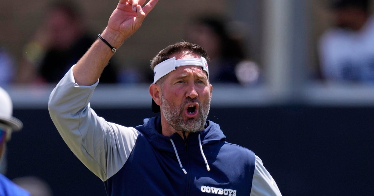 Cowboys Coach Schottenheimer makes team run after 3 on-field fights 