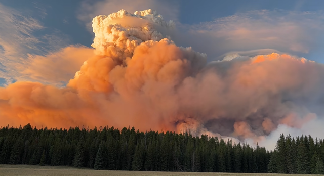 grand-canyon-fire-cloud-video.png 