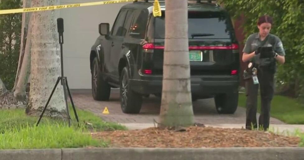 One person hospitalized after shooting in Hollywood neighborhood