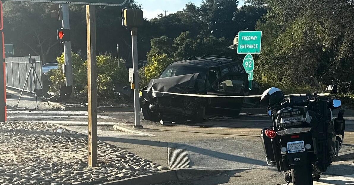 Mother killed, children critically hurt in San Mateo crash on Highway 92 offramp 
