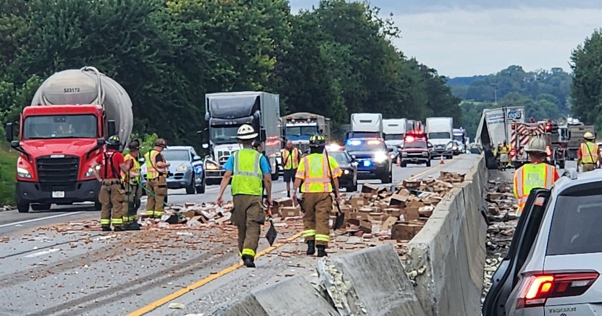 Hot dog spill in Pennsylvania shuts down highway