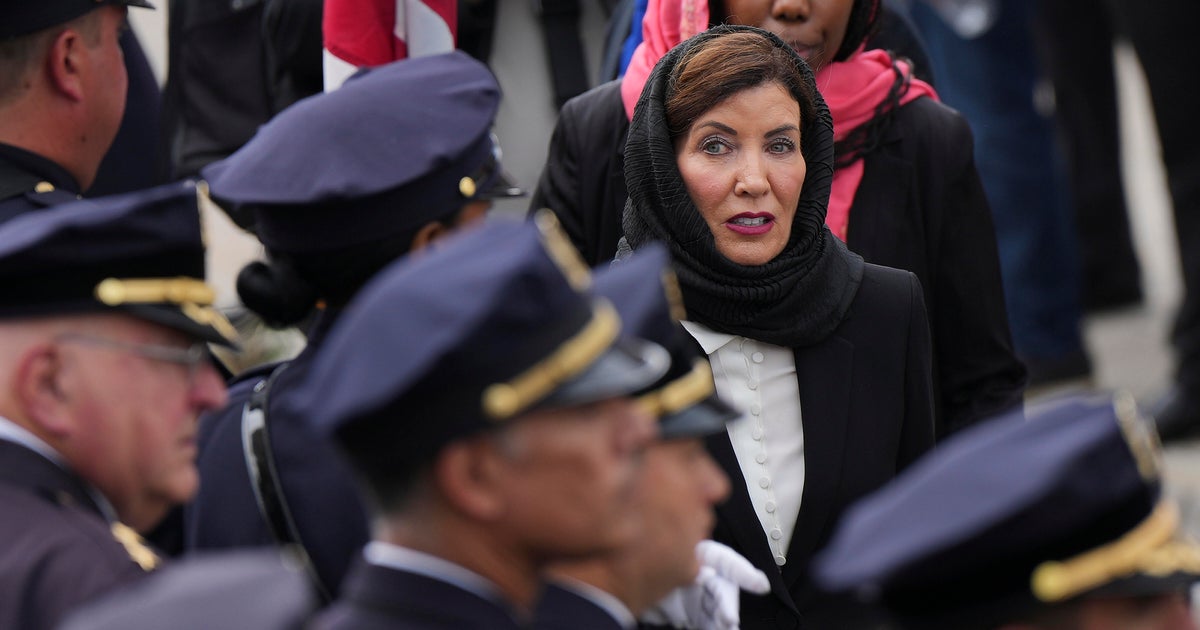 Politicians aim for NYPD support as Det. Didarul Islam is laid to rest 