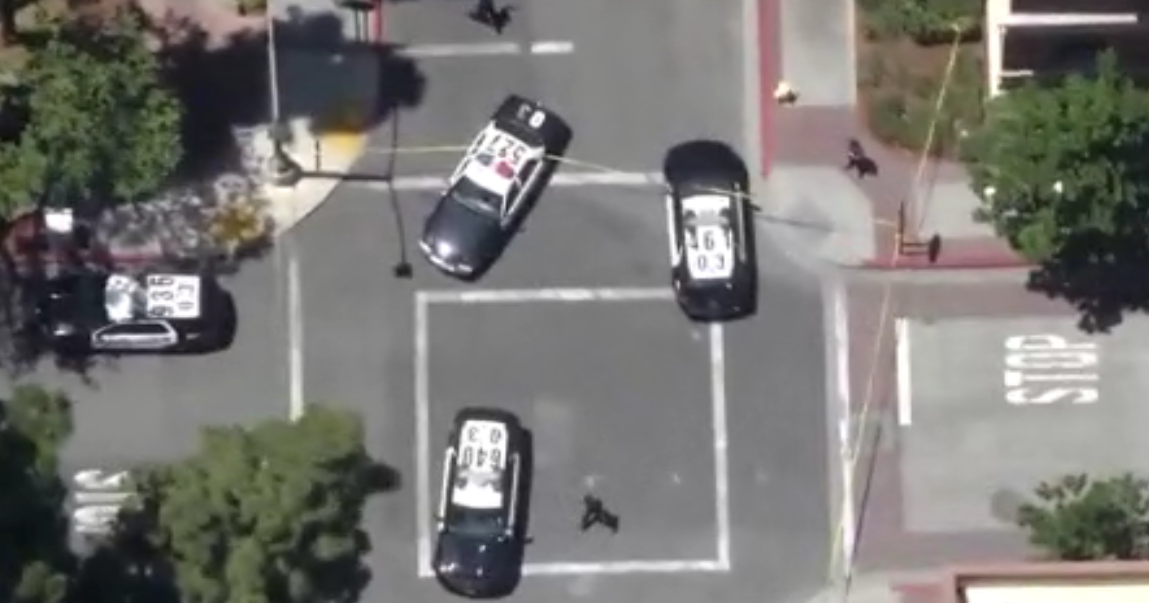 LAPD bomb squad investigates possible explosive device at USC campus parking structure 