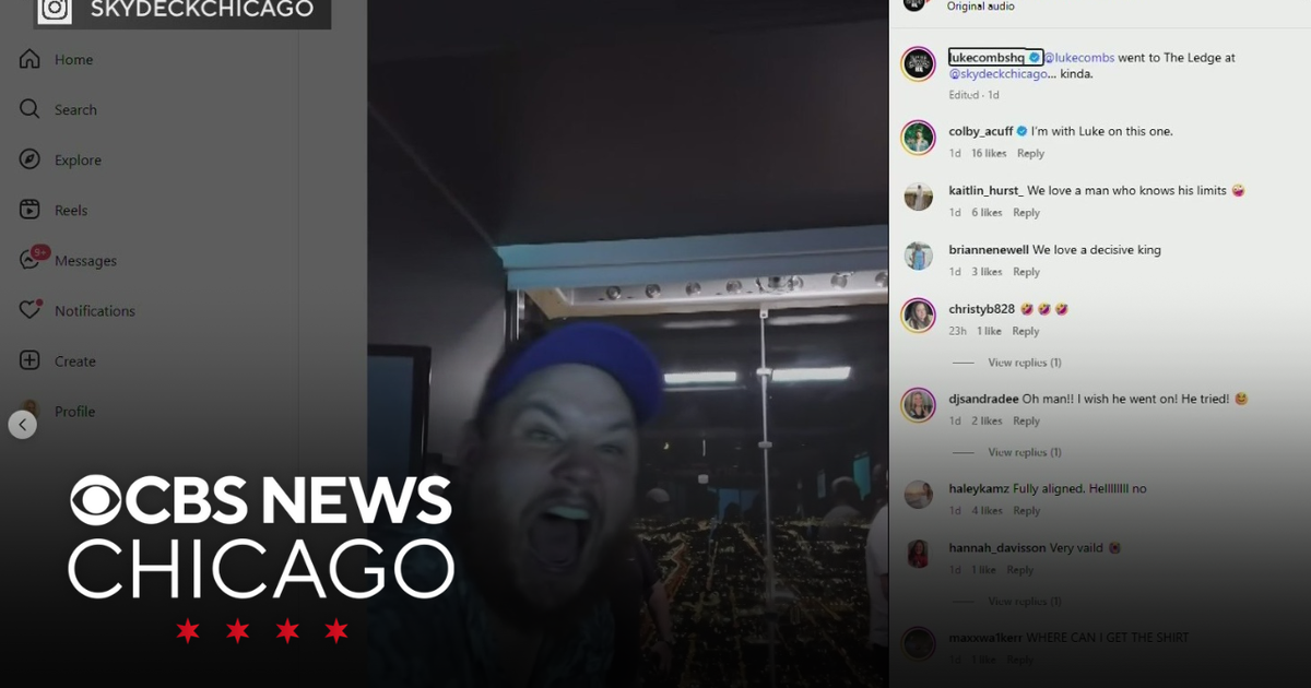 Country singer Luke Combs refuses to step on ledge at Willis Tower ...