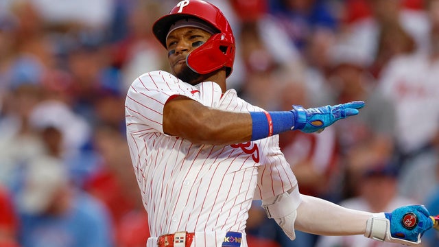 Los Angeles Angels v Philadelphia Phillies 