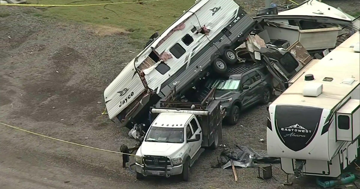 Storm flips RVs in Grayson County, injures one 