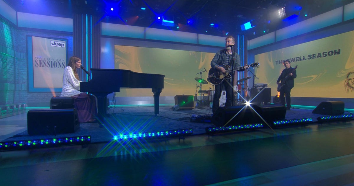 Saturday Sessions: The Swell Season performs "Stuck in Reverse"