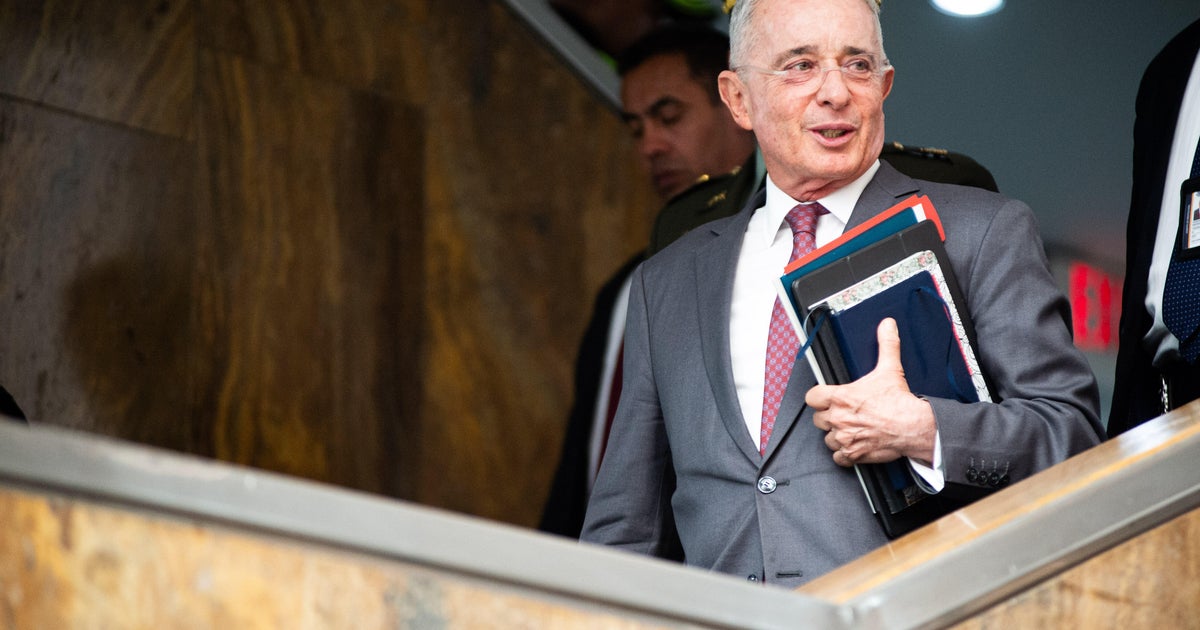 Colombian Ex-Eribe President Uribe was sentenced to 12 years tied to a bribe book