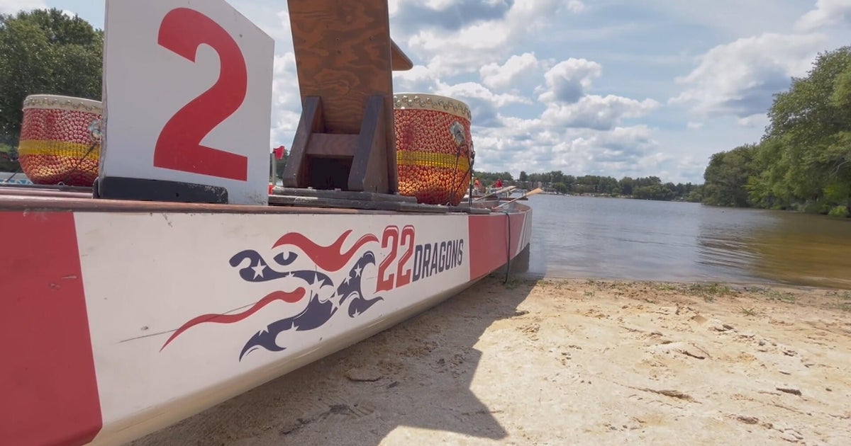 Breast cancer survivors race for greater purpose in Cooper River Dragon Boat Regatta 