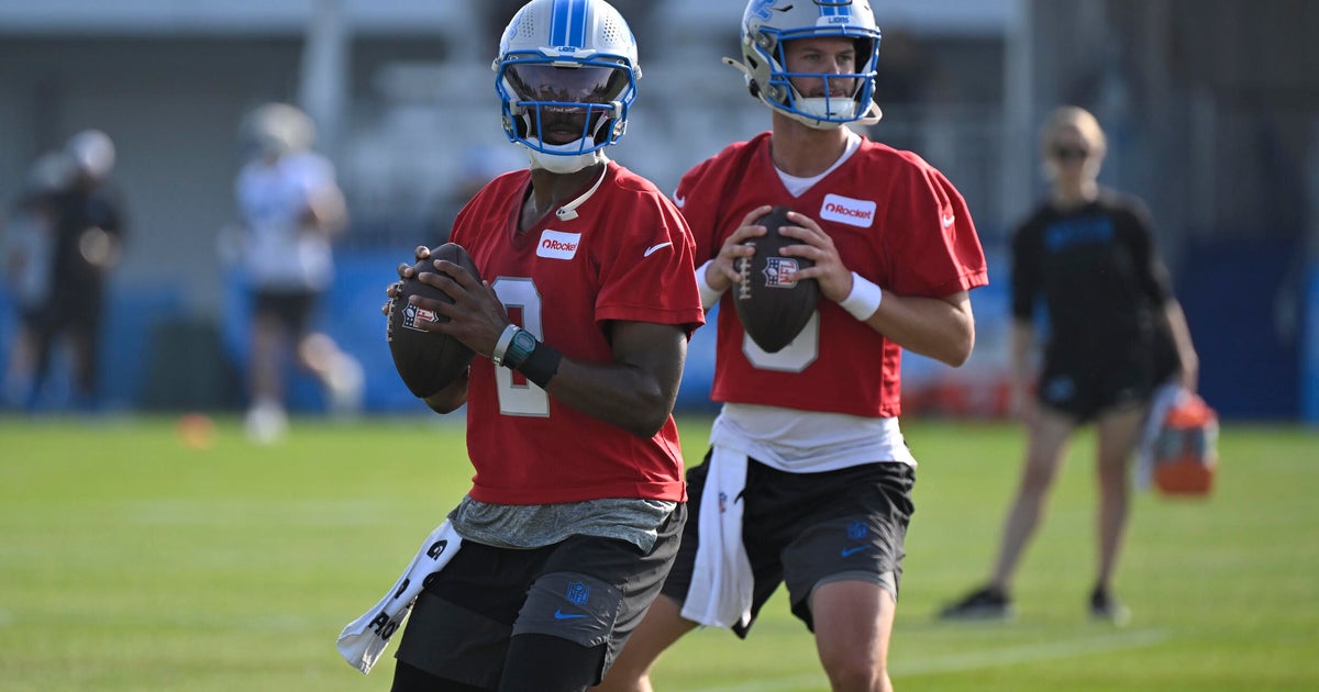 Hendon Hooker, Kyle Allen hope to improve following 1st preseason game 