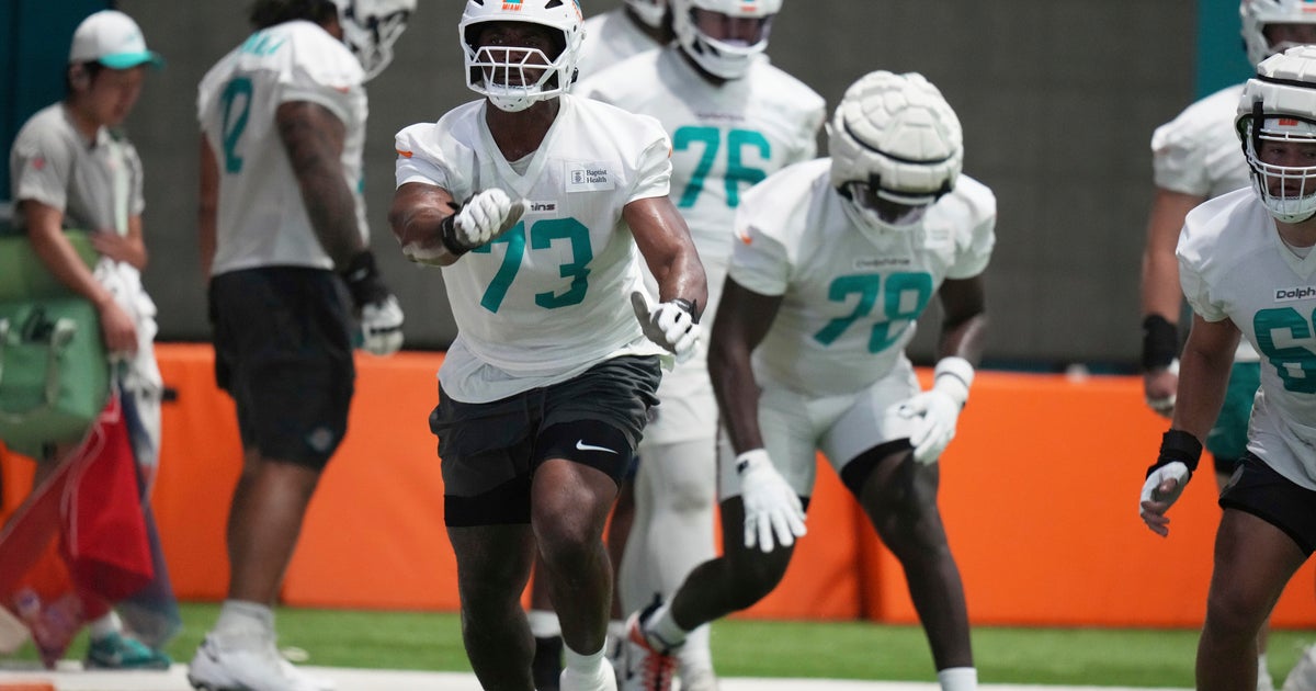 Miami Dolphins sign OL Germain Ifedi with starter Austin Jackson out several weeks with injury