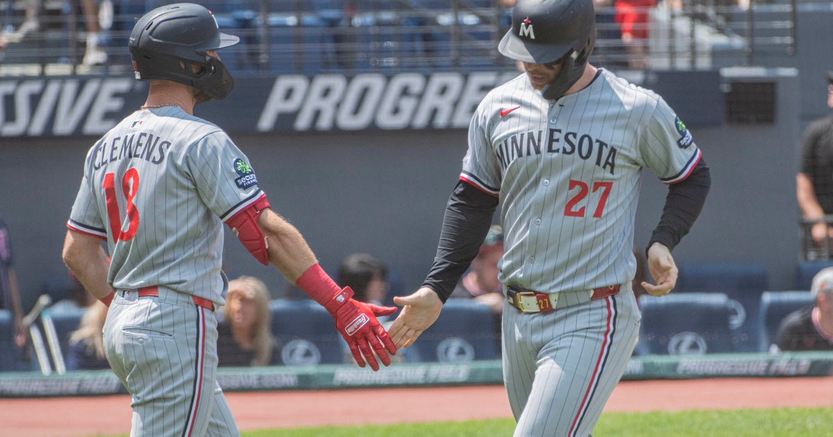 Twins beat Guardians 5-4 to snap 4-game losing streak 