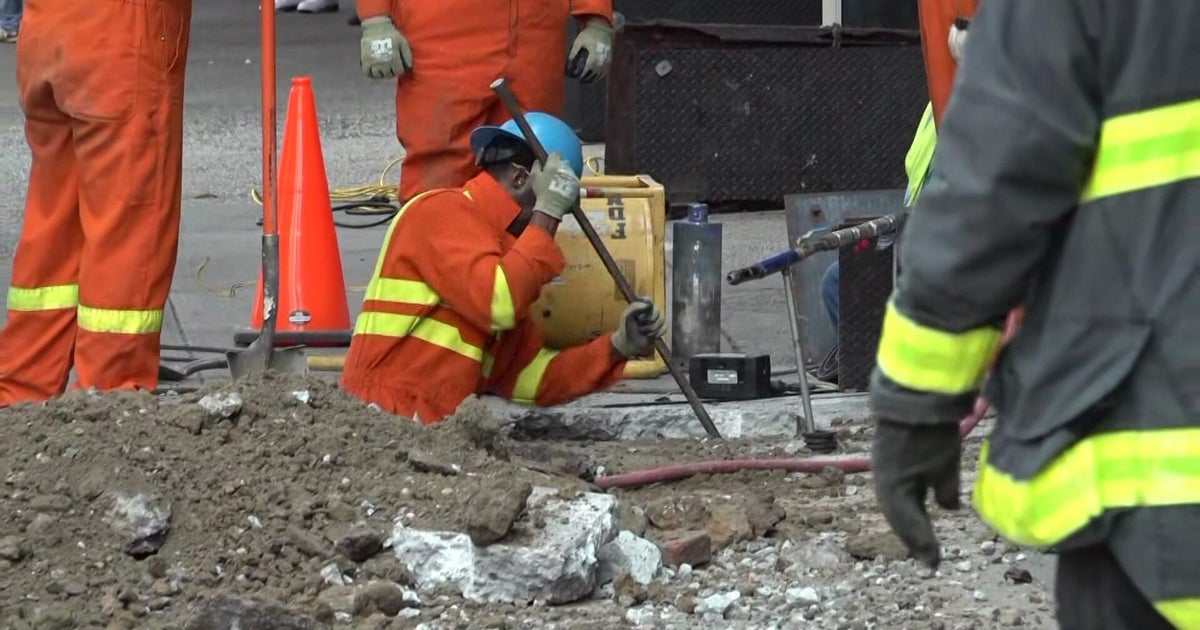 Reported gas leak in Washington Heights forces evacuations 