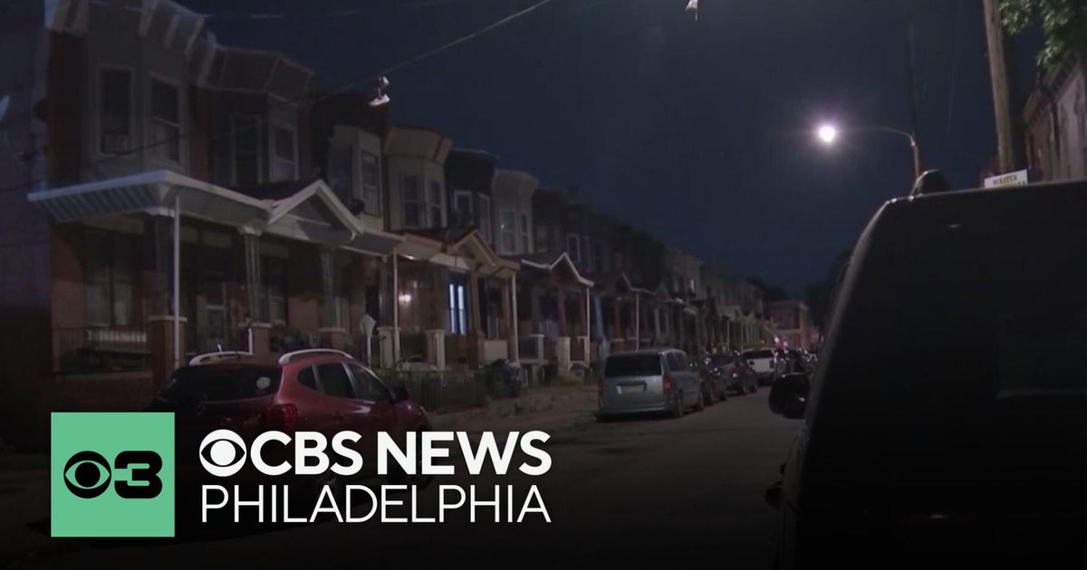 Woman stabbed in chest in Hunting Park - CBS Philadelphia