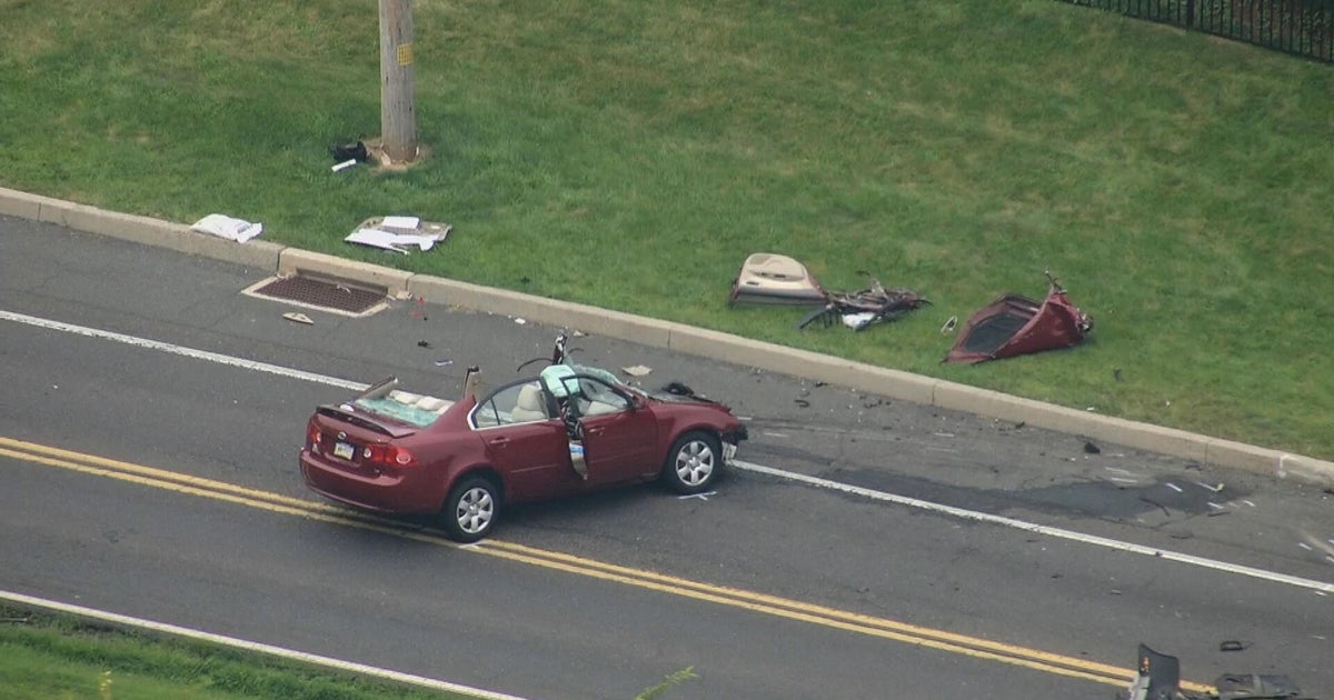 Crash in Northampton Township shuts down part of Bristol Road 