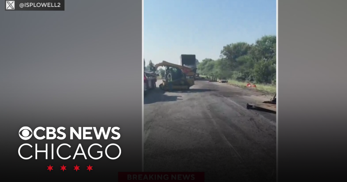 Deadly semi truck crash shuts down part of I-65 in Indiana - CBS Chicago