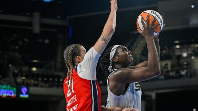Washington Mystics v Chicago Sky 