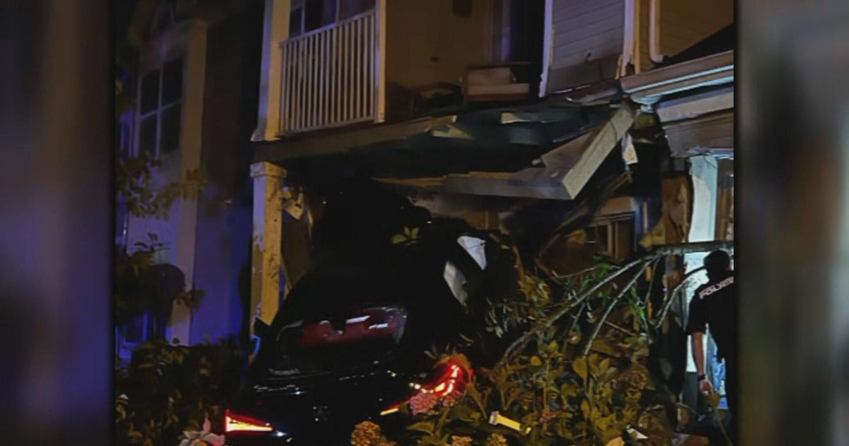 Car crashes into condo unit with couple sleeping inside in Mount Laurel 