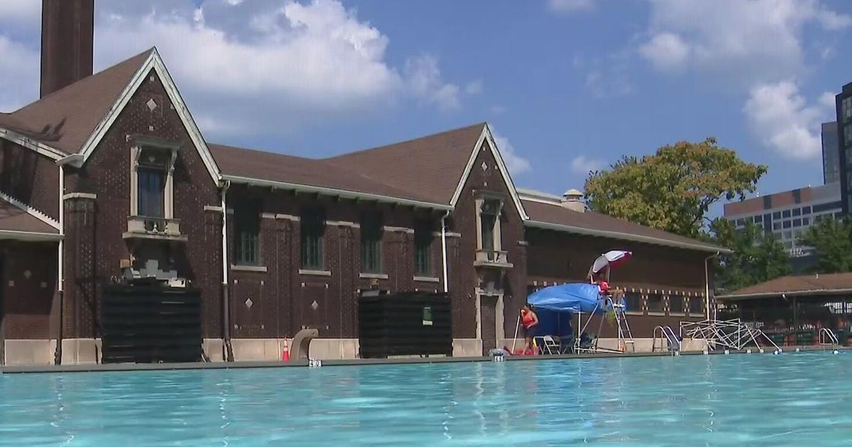 19 pools to remain open through Labor Day across Chicago 
