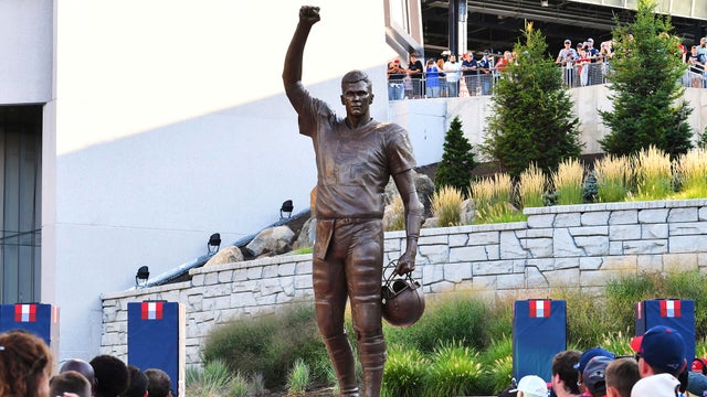 brady.jpg 