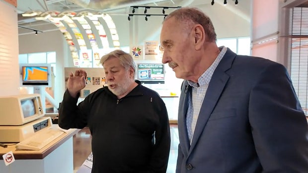 steve-wozniak-with-john-blackstone.jpg 