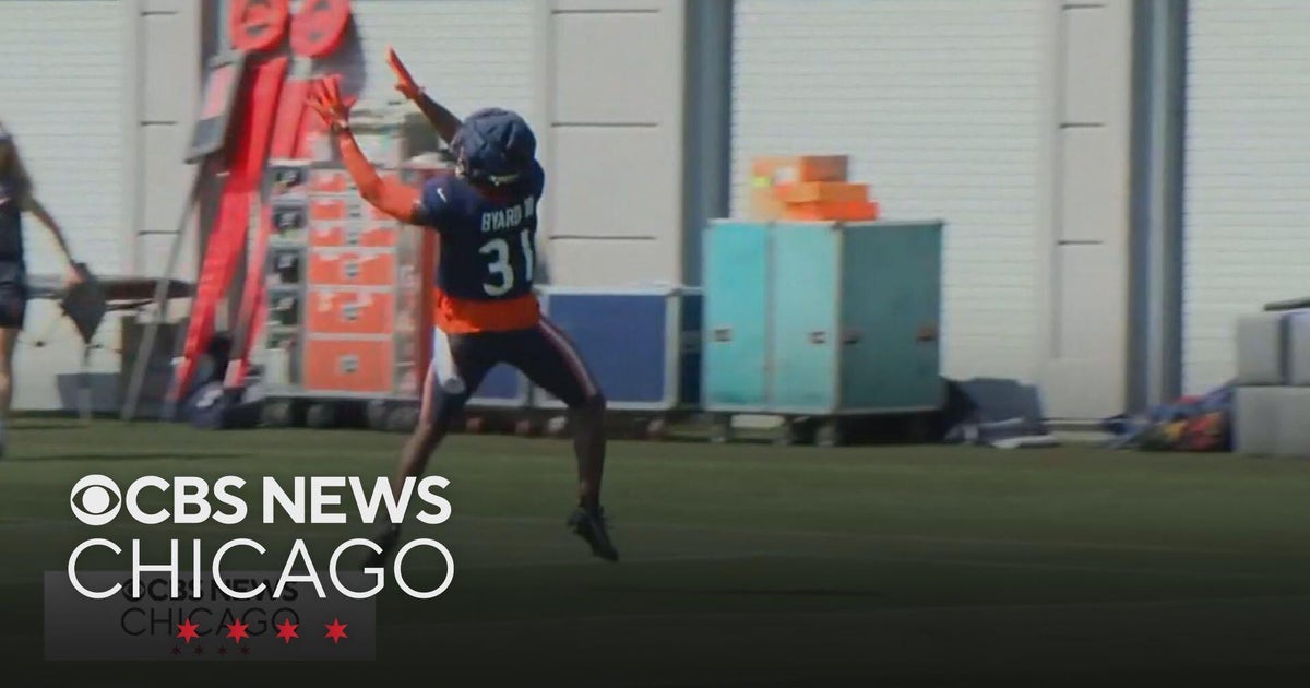 Chicago Bears hold joint practice with Miami Dolphins – CBS News